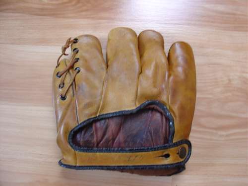 Tony Piet Goldsmith G24 Back